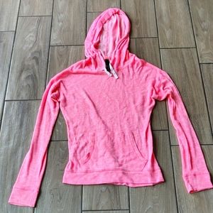 Light weight pink sweatshirt w/hood
